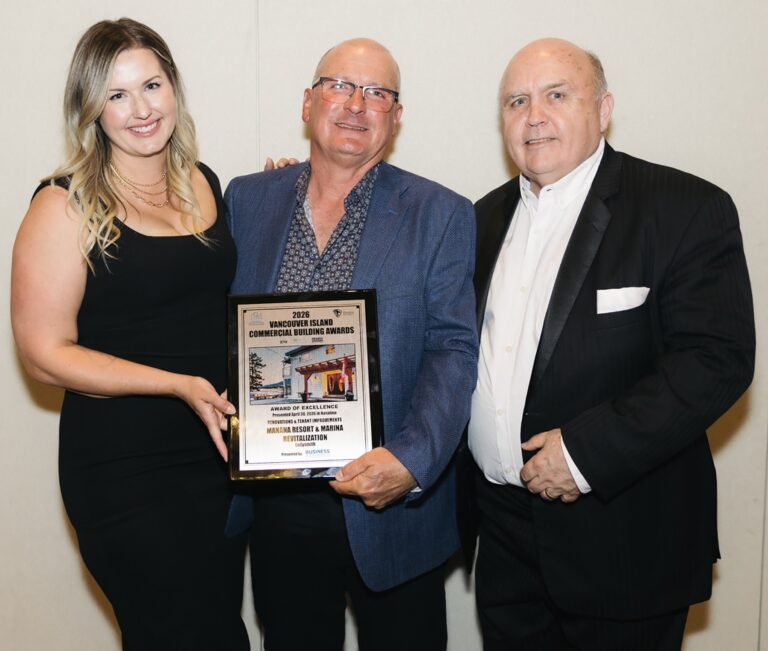 Manana Directors with Awards Sponsor